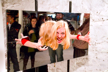 Paul Shortt. mirrored pillory, 2011 Paul Shortt. mirrored pillory, 2011